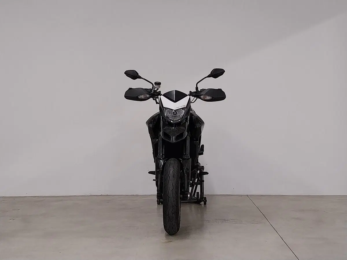 Ducati Hypermotard 821 (2013 - 15) (4)