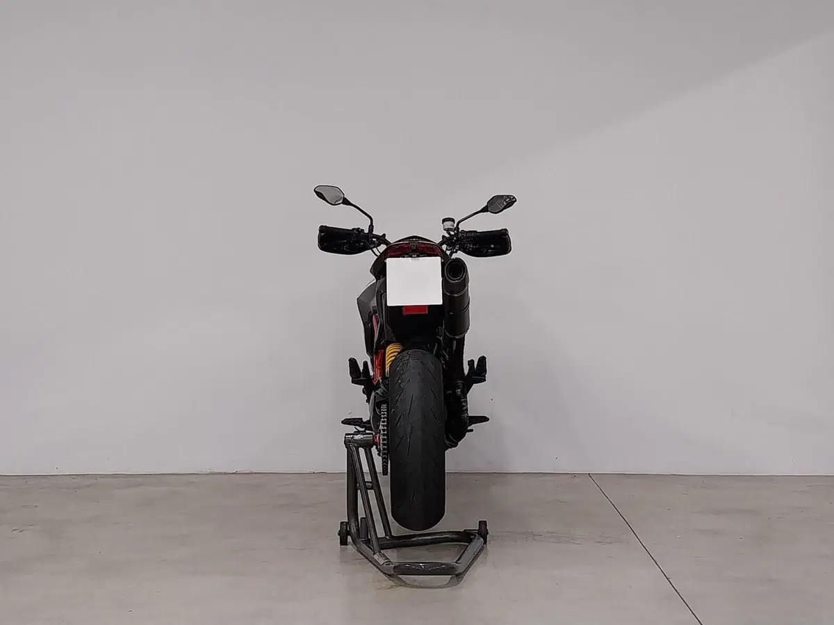 Ducati Hypermotard 821 (2013 - 15) (5)