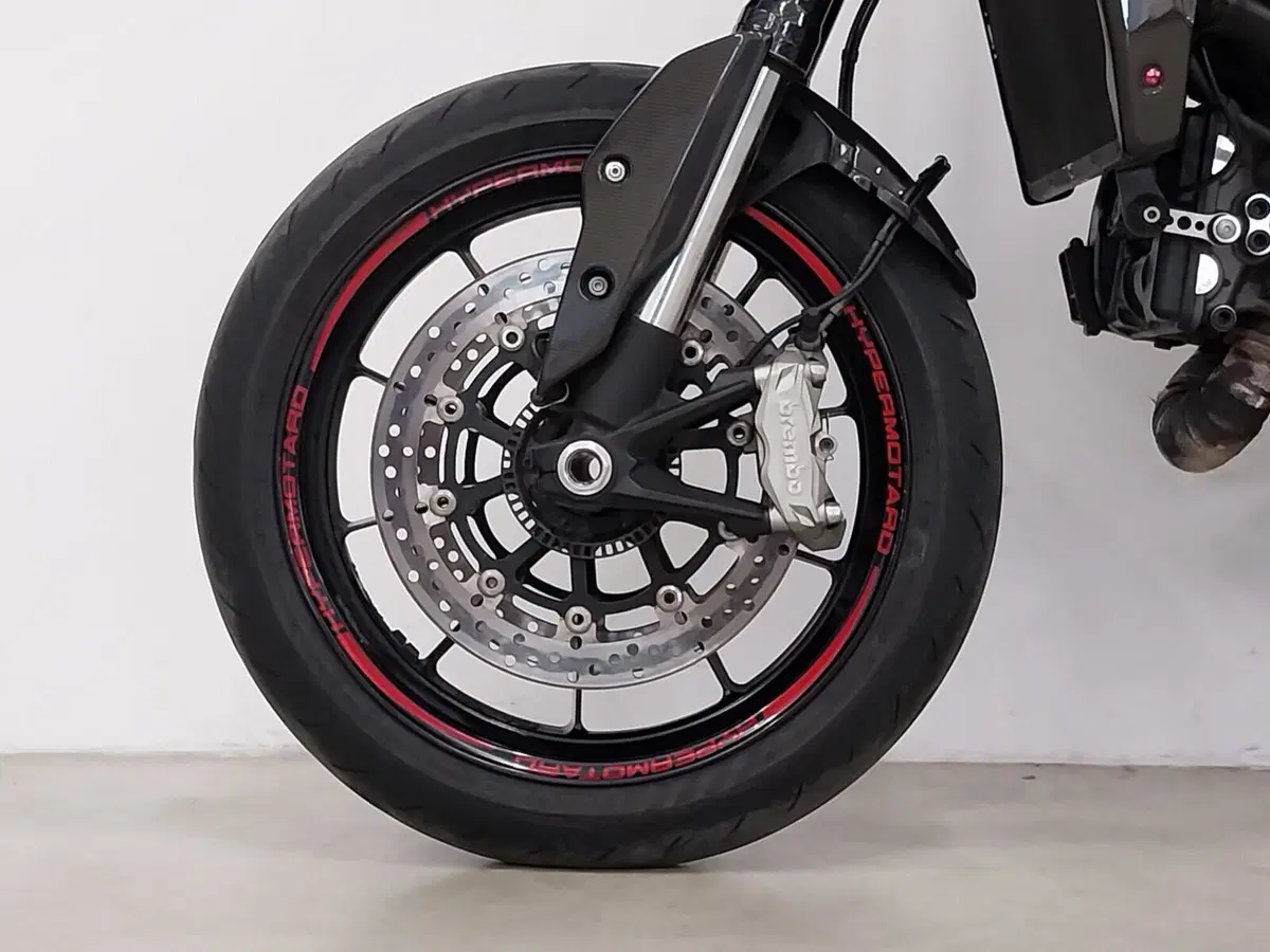 Ducati Hypermotard 821 (2013 - 15) (18)