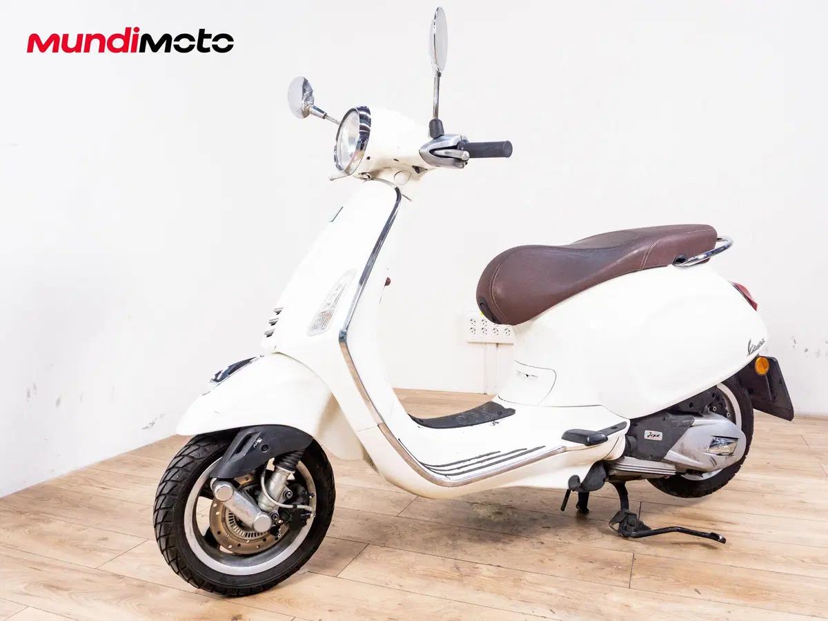 Vespa Primavera 150 (2026) (8)