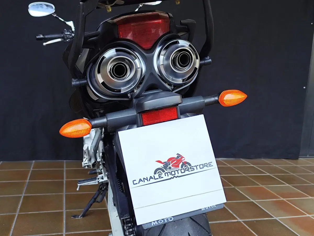 Yamaha FZ6 (2004 - 07) (11)