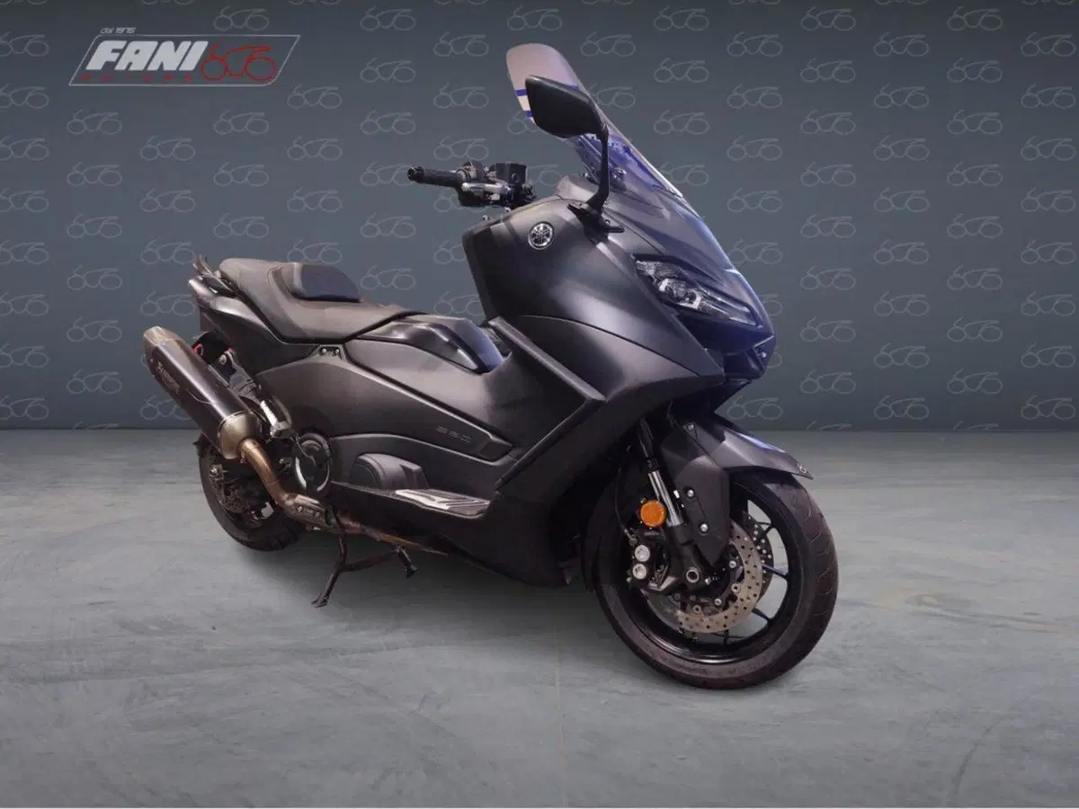 Yamaha T-Max 560 (2022 - 24) (3)