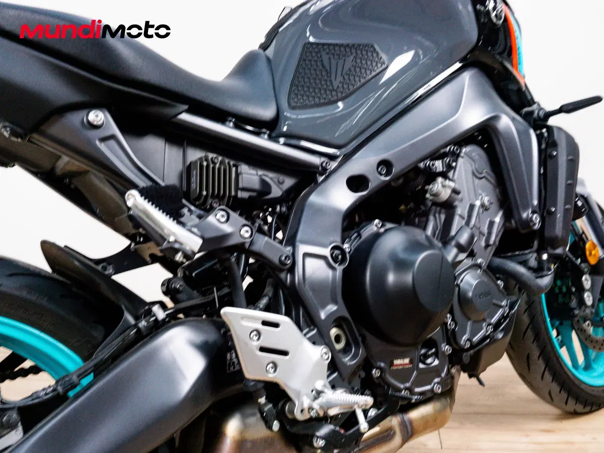 Yamaha MT-09 (2024 - 26) (4)