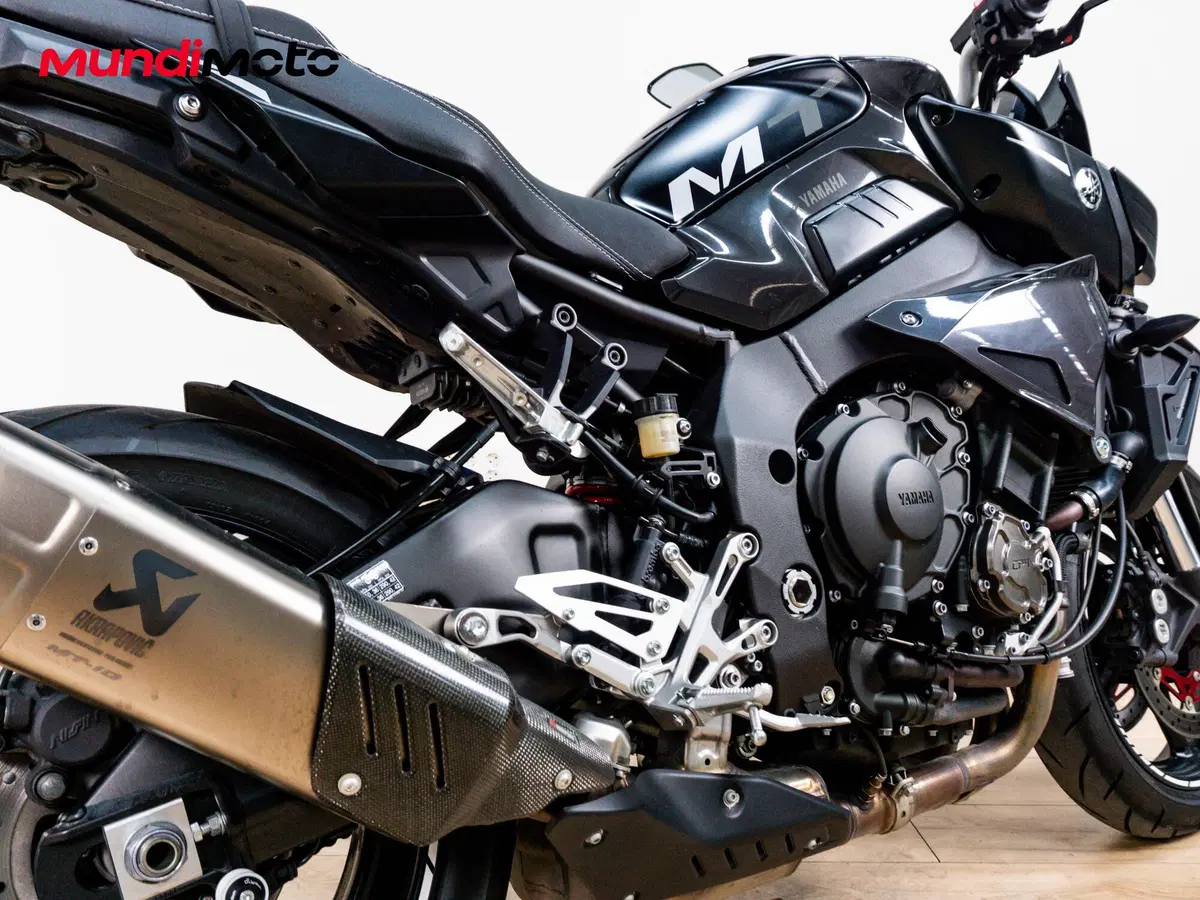 Yamaha MT-10 ABS (2016 - 17) (4)