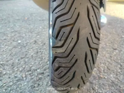 Vespa GTS 300 Super (2023 - 24) usata