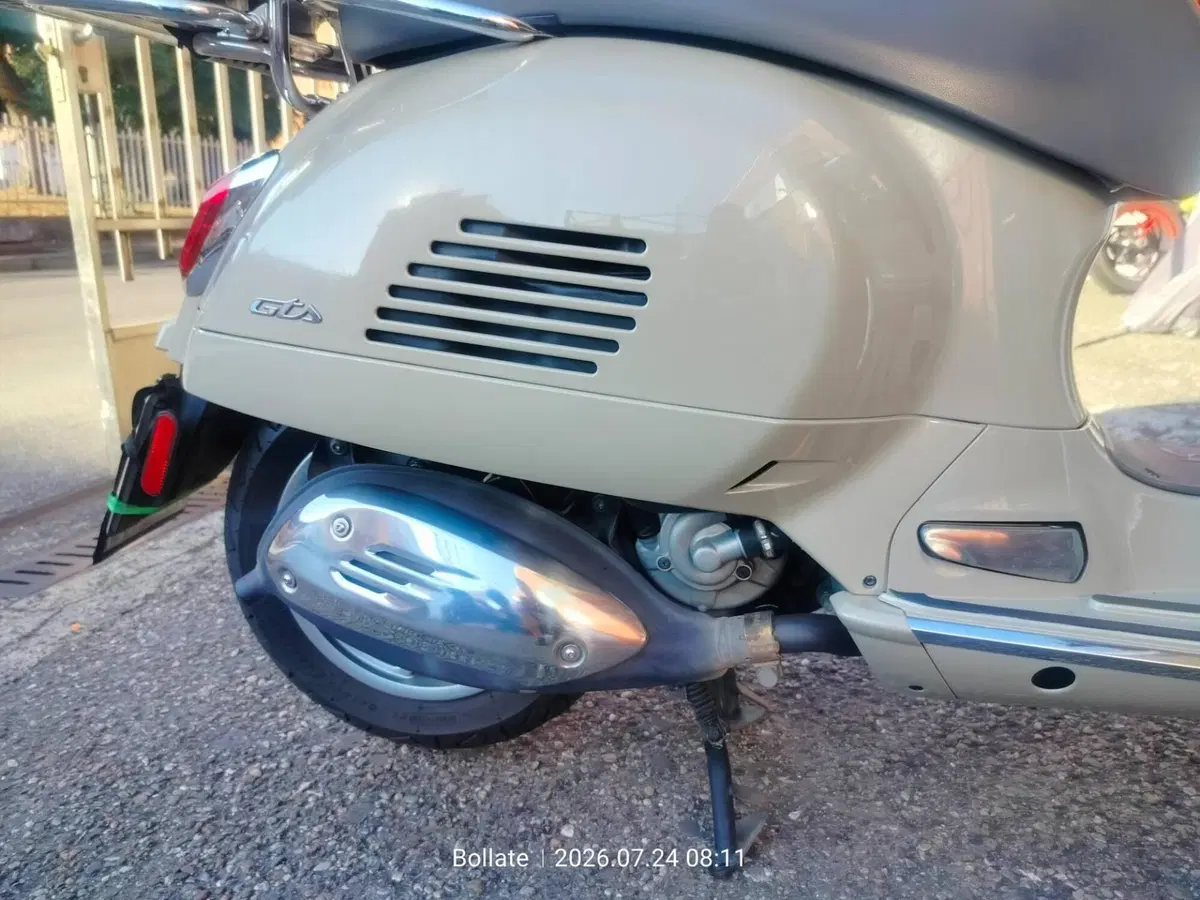 Vespa GTS 300 Super (2023 - 24) (11)