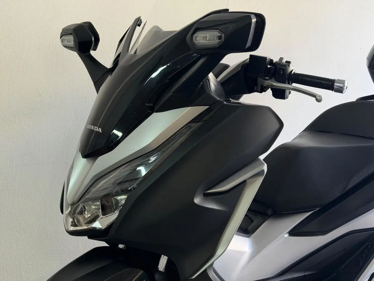 Honda Forza 300 ABS (2018 - 20) (9)