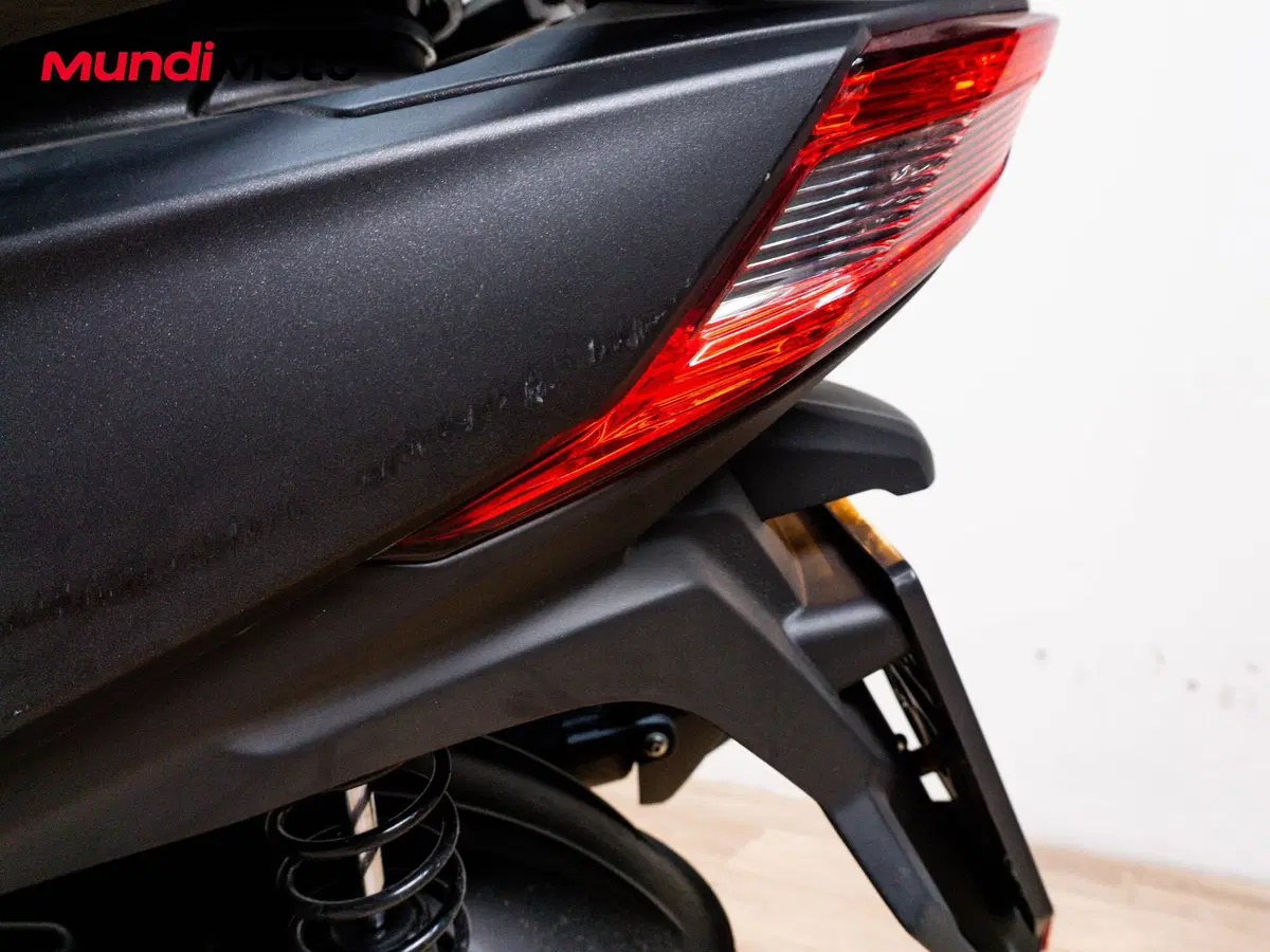 Kymco X-Town 300i (2021 - 24) (16)