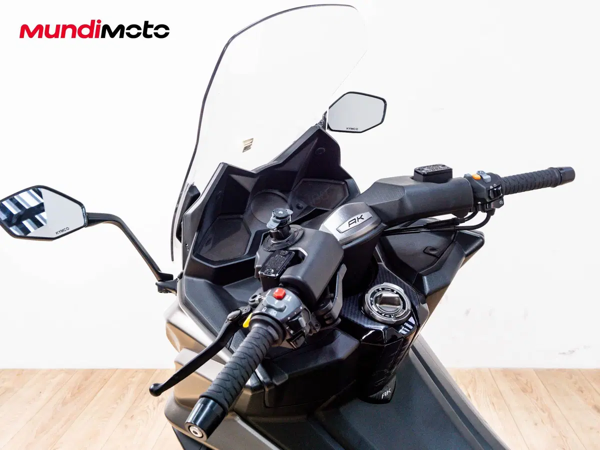 Kymco AK 550 ETS (2021 - 26) (11)
