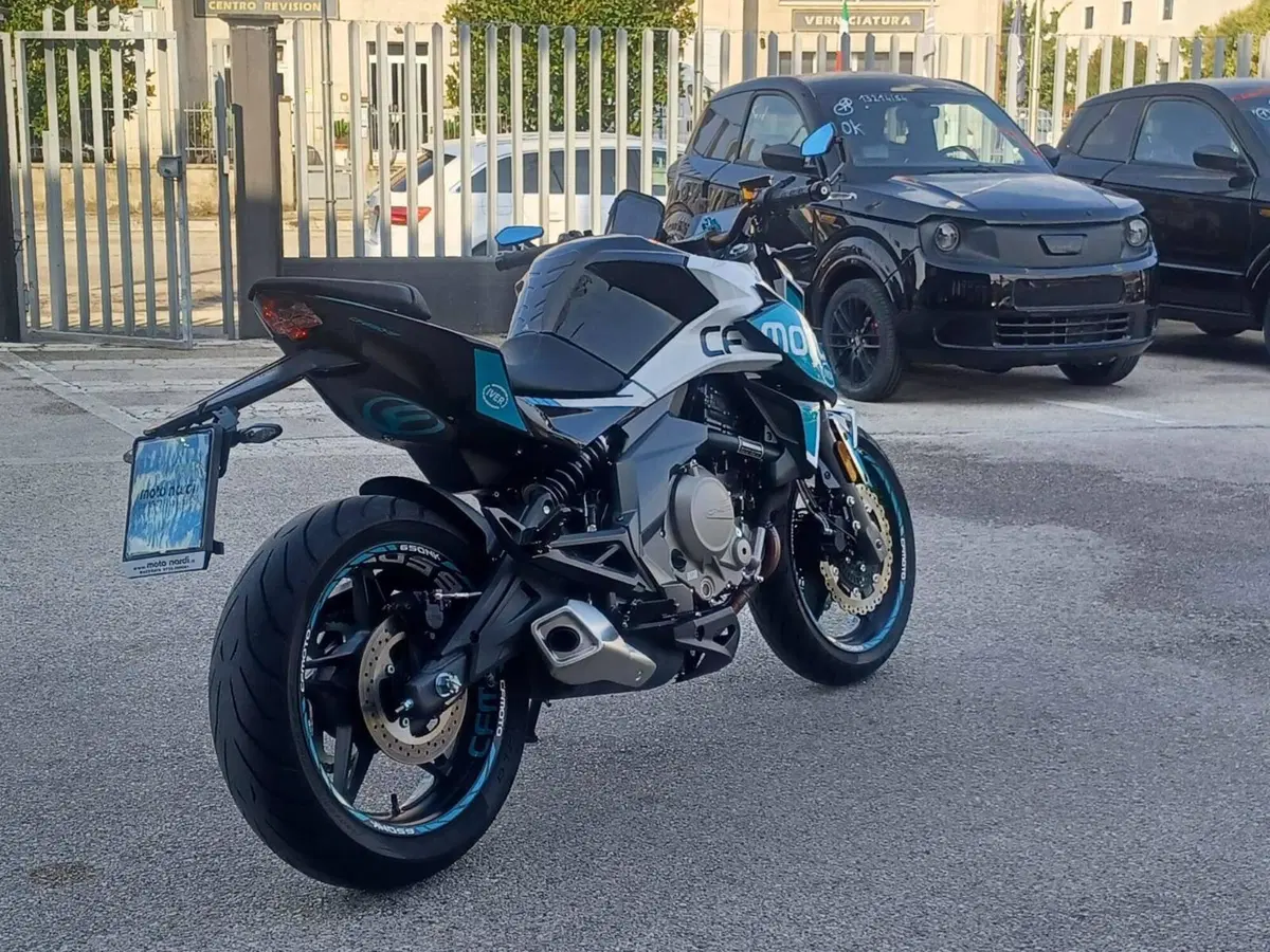 CFMOTO 650NK (2021 - 24) (5)