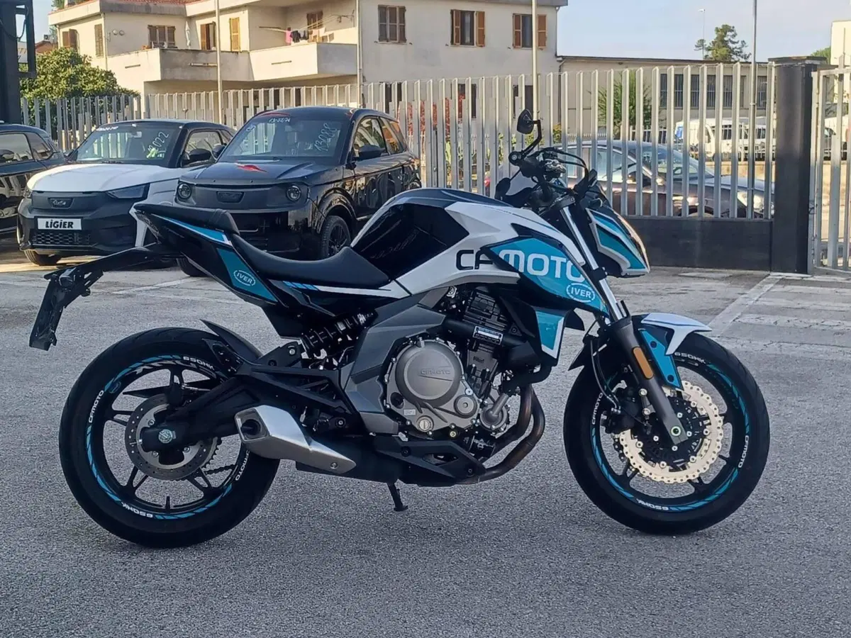 CFMOTO 650NK (2021 - 24) (7)