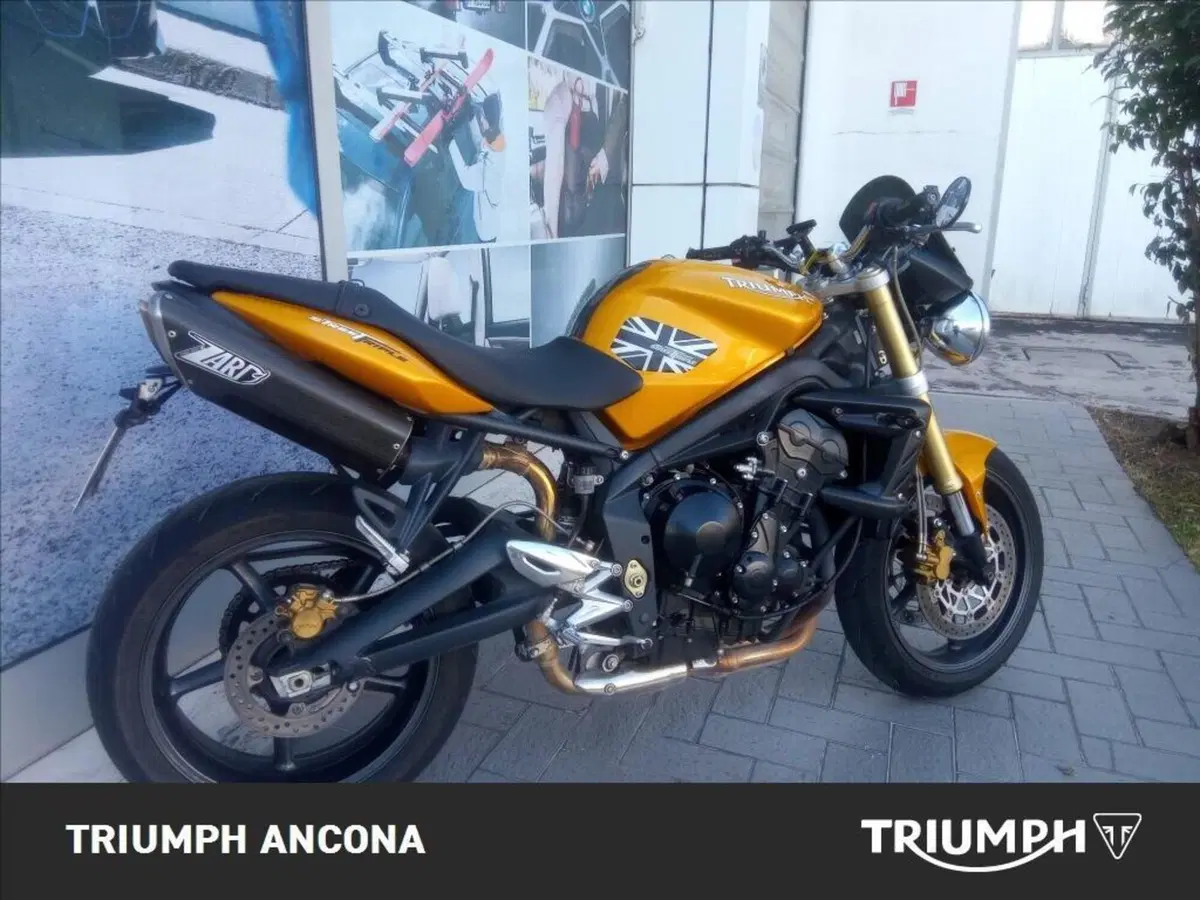 Triumph Street Triple (2007 - 12) (11)
