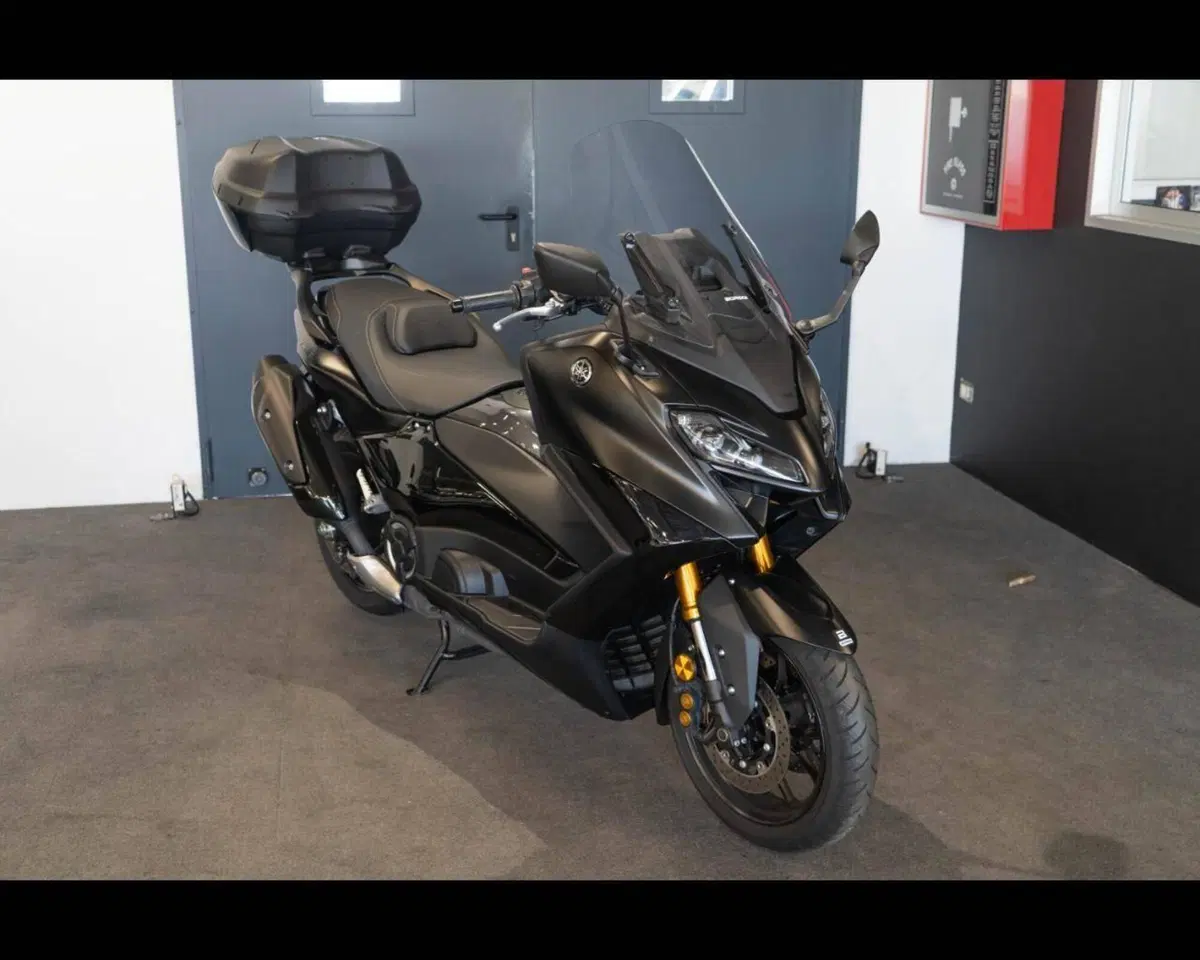 Yamaha T-Max 560 (2022 - 24) (2)
