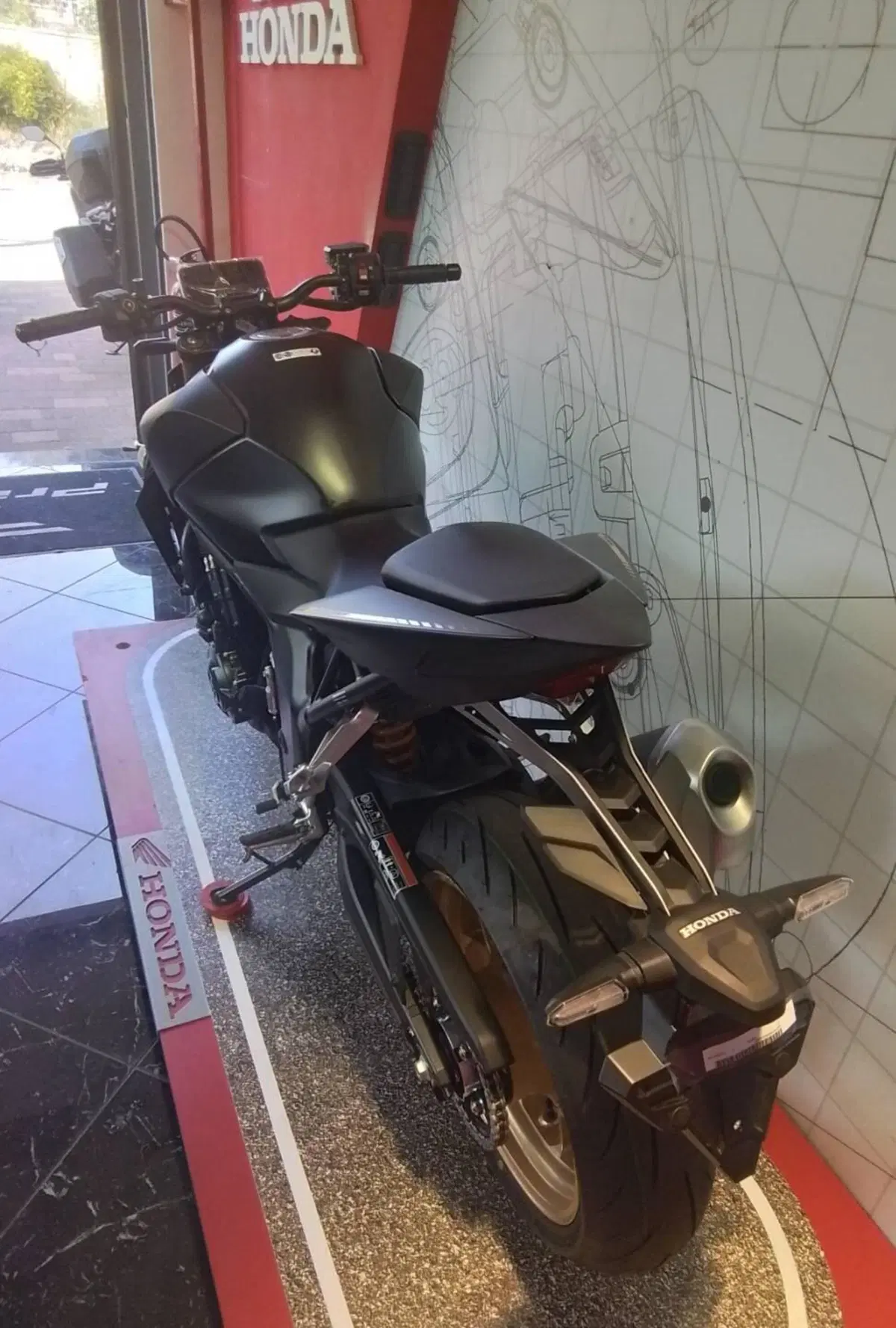 Honda CB 1000 Hornet SP (2025 - 26) (3)