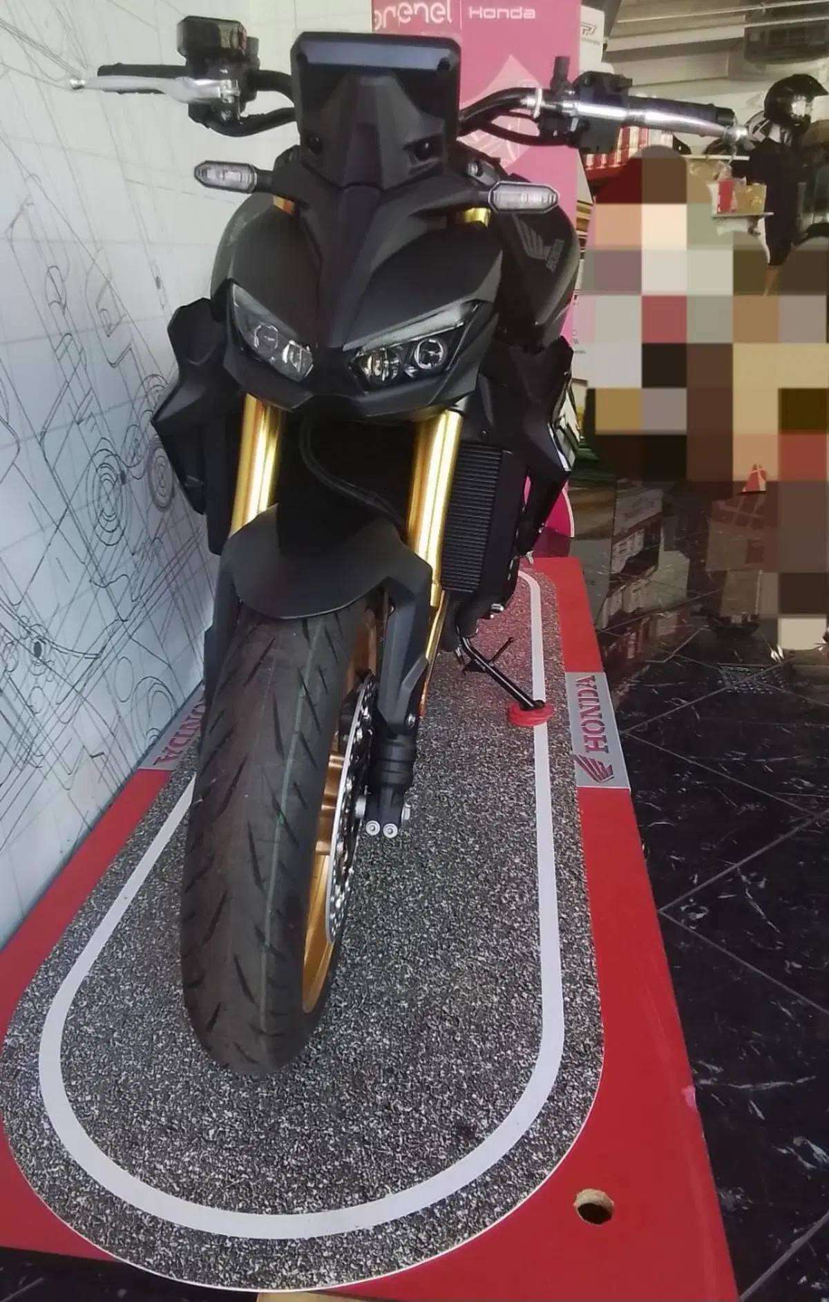 Honda CB 1000 Hornet SP (2025 - 26) (10)