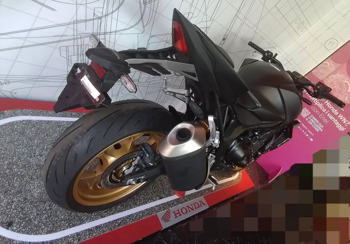 Honda CB 1000 Hornet SP (2025 - 26) (14)