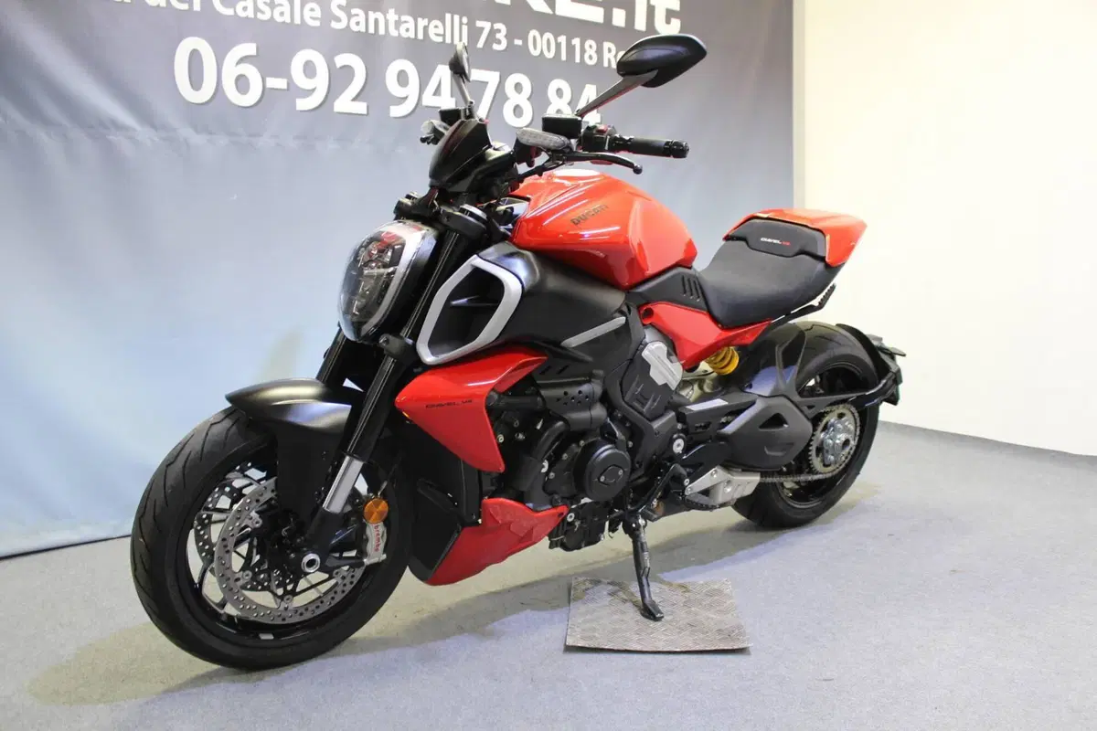 Ducati Diavel V4 (2023 - 26) (12)