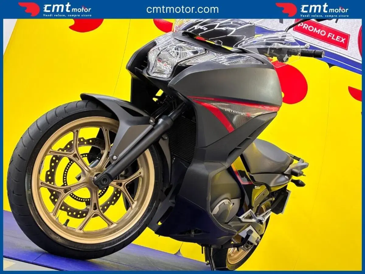 Honda Integra 750 DCT ABS (2014 - 15) (10)