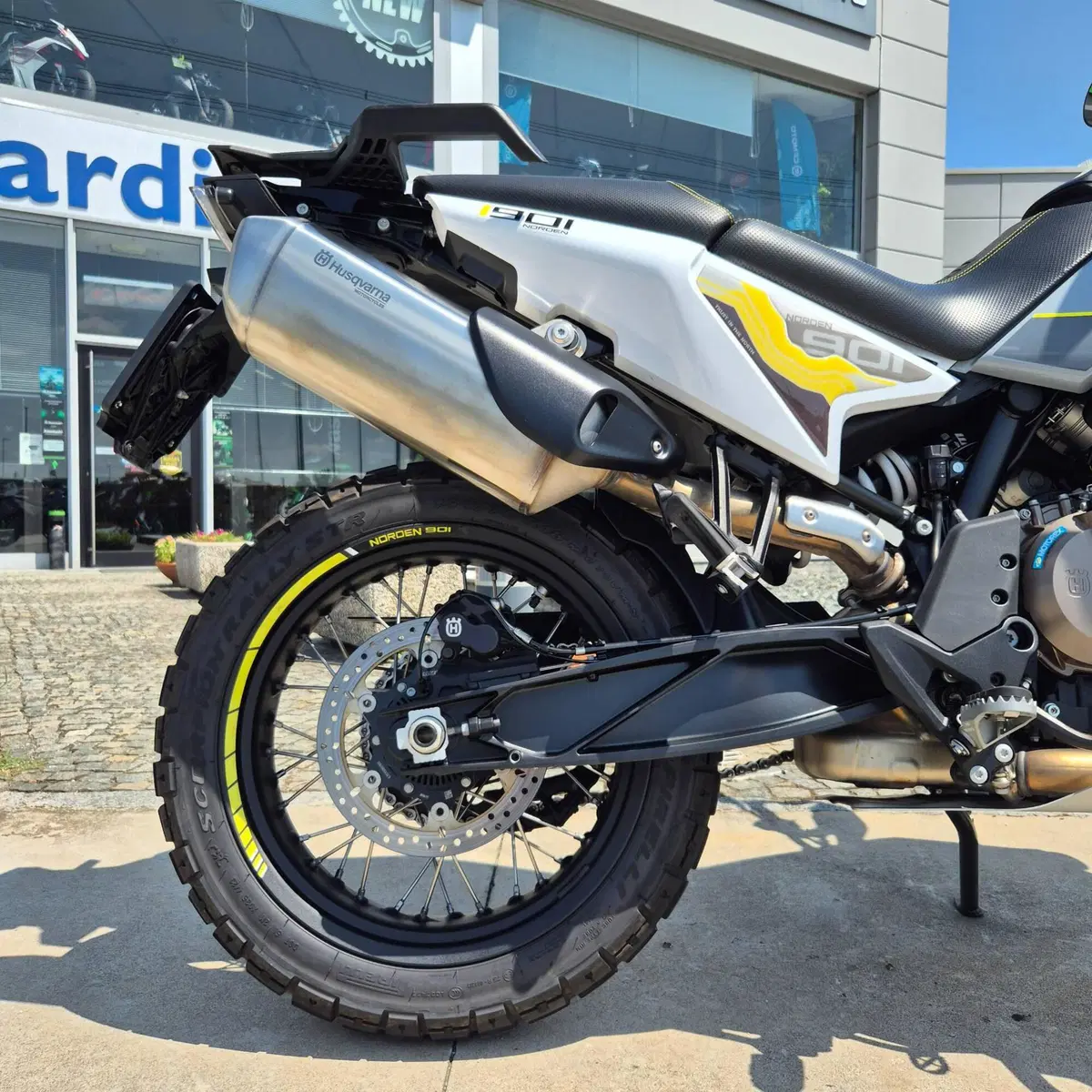 Husqvarna Norden 901 (2022 - 26) (5)