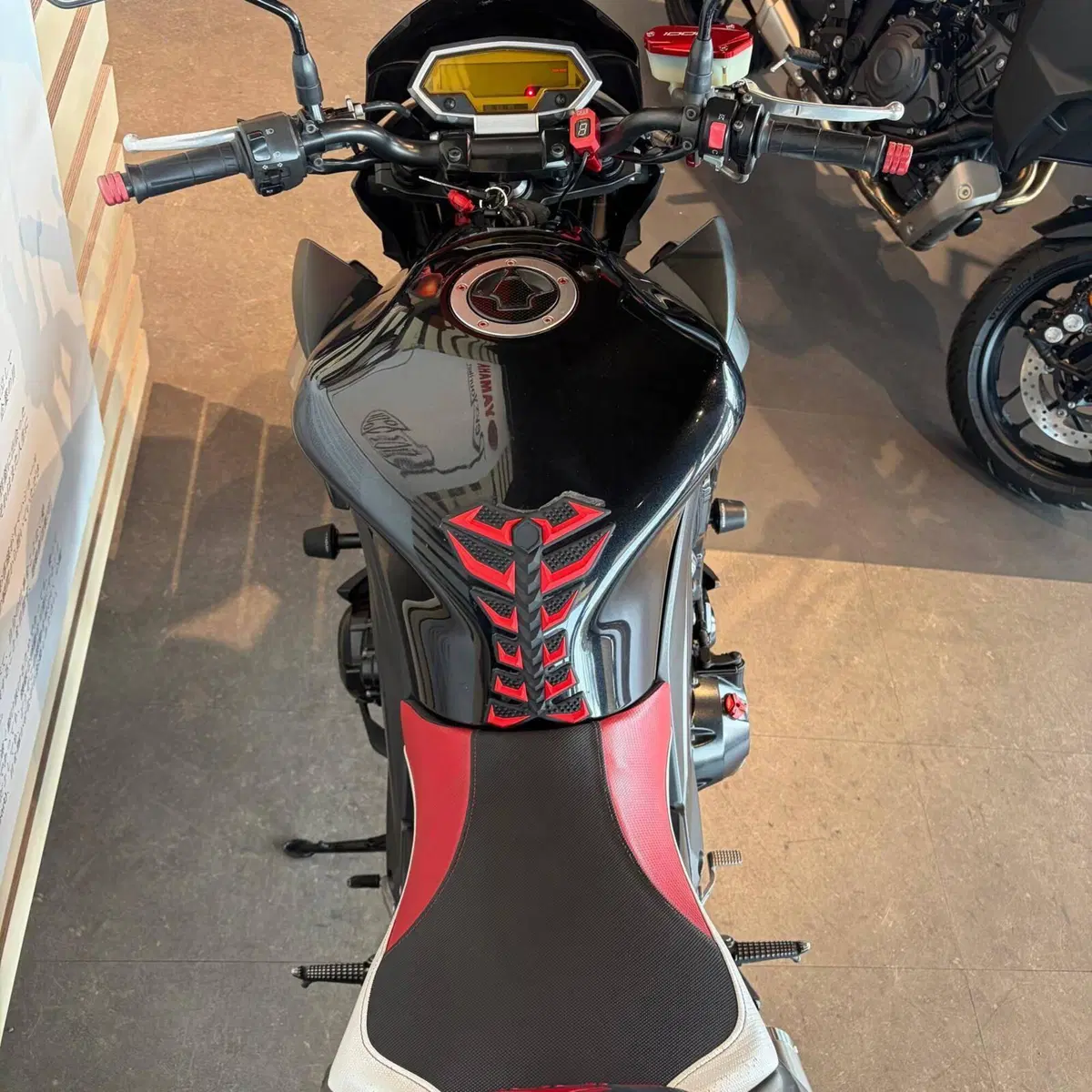Kawasaki Z 1000 (2010 - 13) (3)