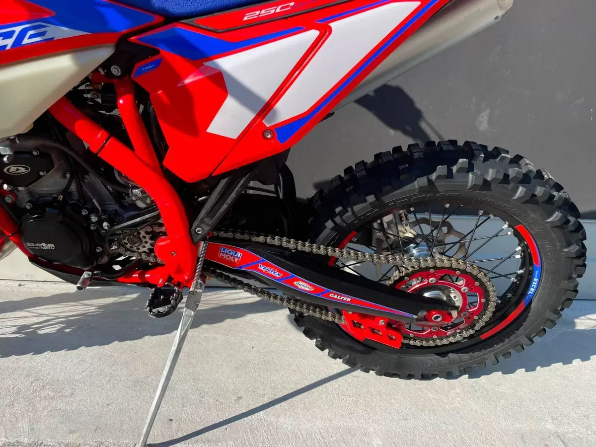 Betamotor RR 250 2T Enduro Race (2025) (5)