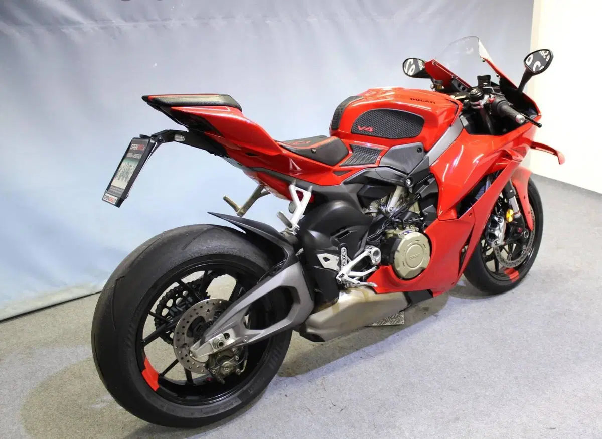 Ducati Panigale V4 (2025 - 26) (4)