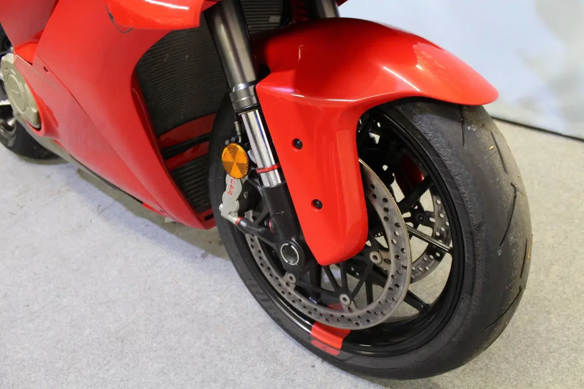 Ducati Panigale V4 (2025 - 26) (7)