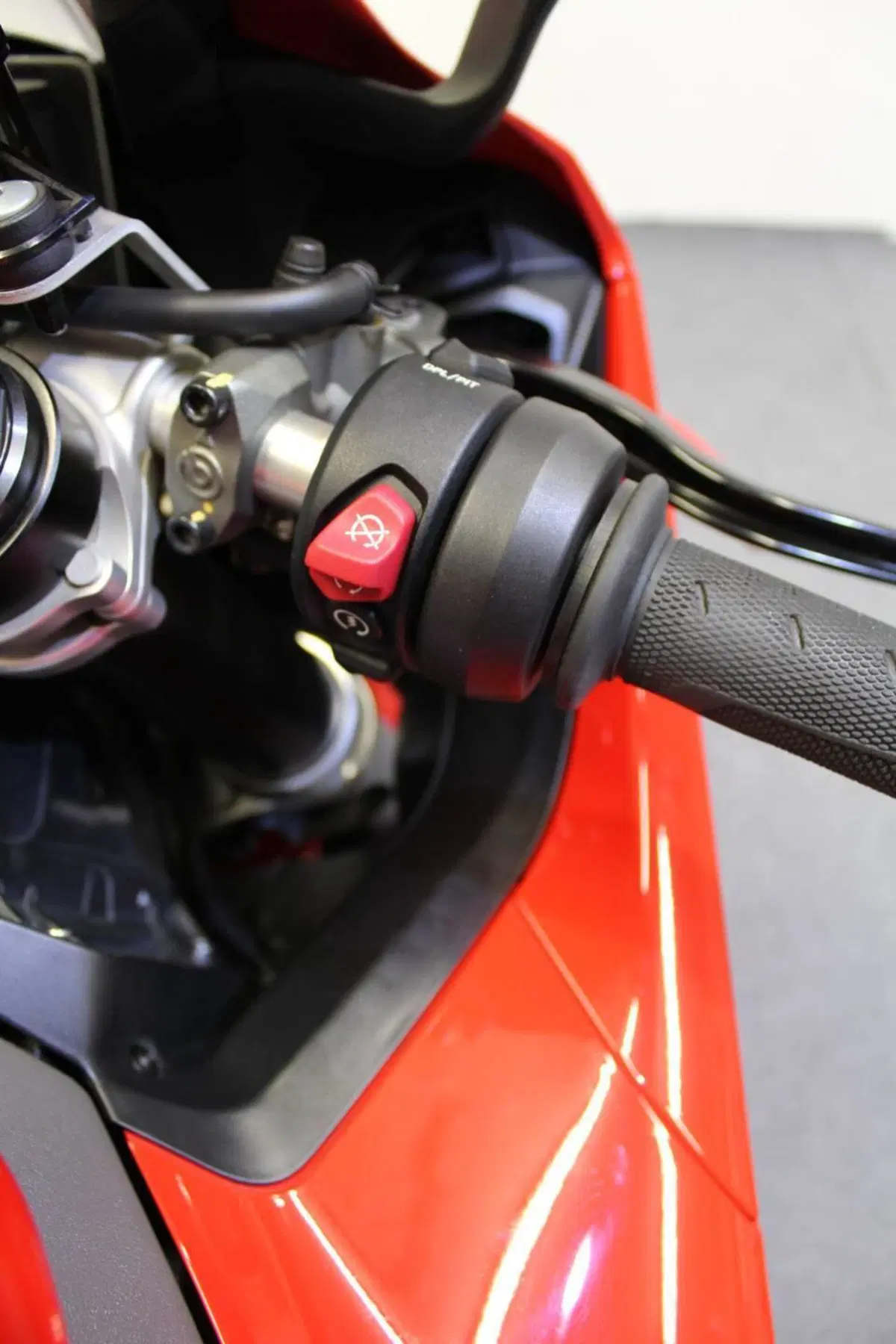 Ducati Panigale V4 (2025 - 26) (11)