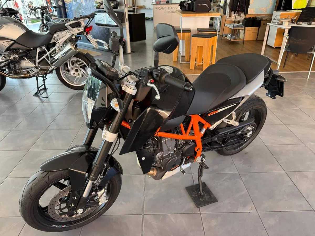 KTM 690 Duke (2012 - 16)