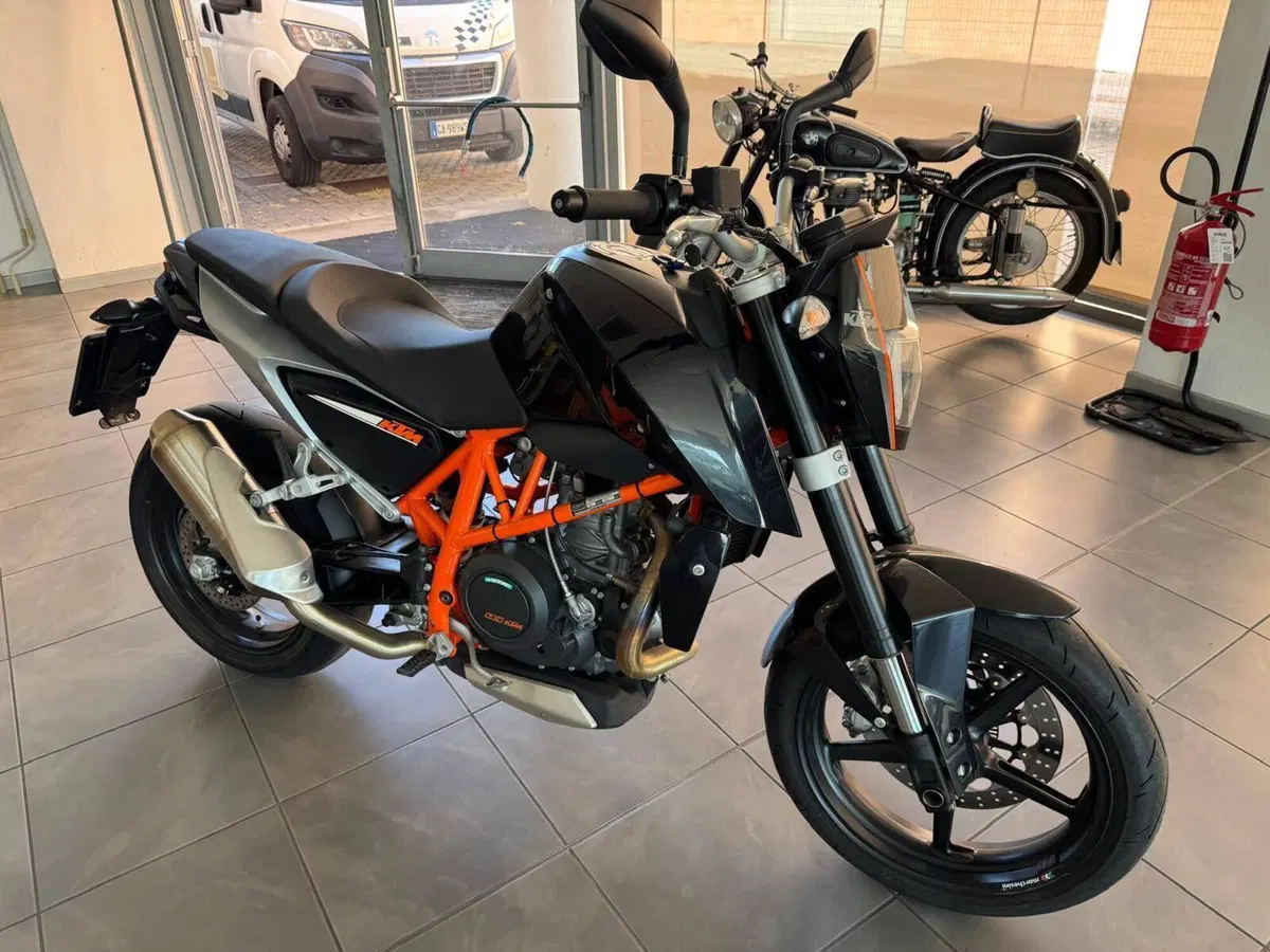 KTM 690 Duke (2012 - 16) (2)