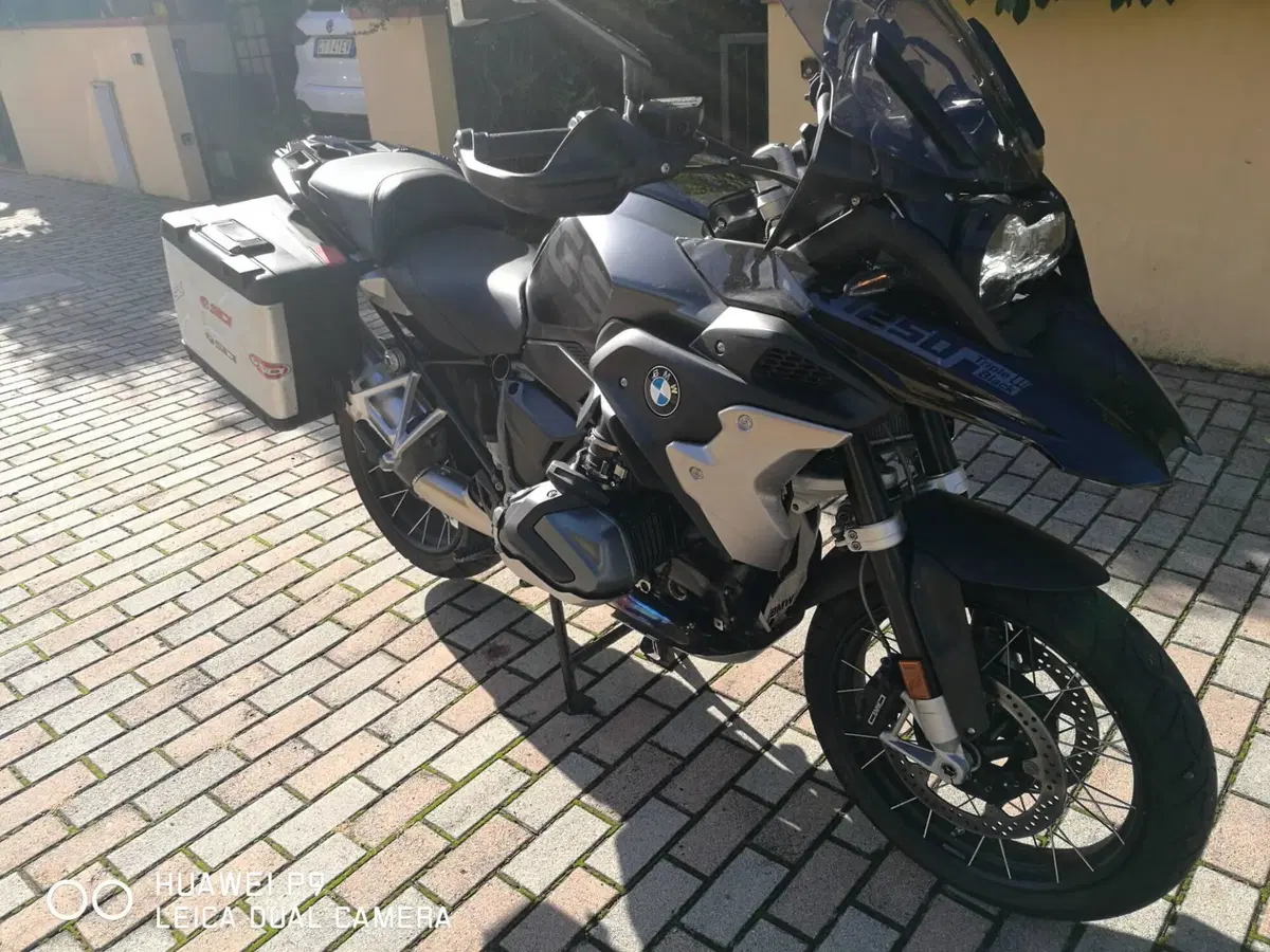 Bmw R 1250 GS (2021 - 24) (2)