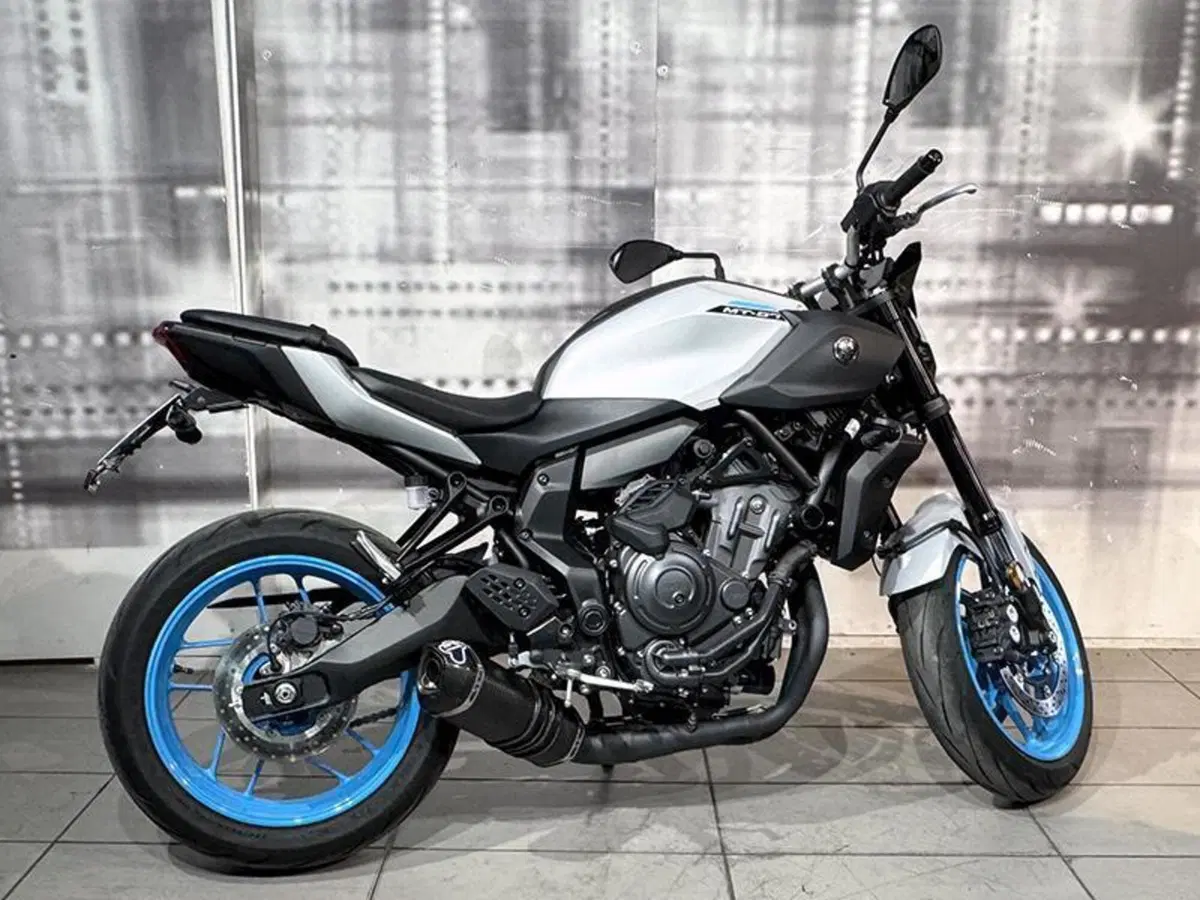 Yamaha MT-07 Y-AMT (2025 - 26) (8)
