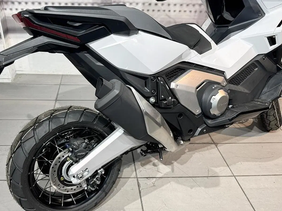 Honda X-ADV 750 (2025 - 26) (3)