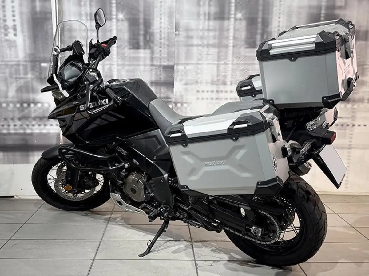 Suzuki V-Strom 1050 (2020 - 21) (2)