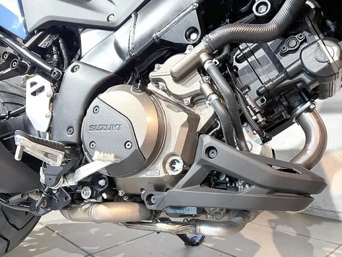 Suzuki V-Strom 1050SE (2023 - 24) (3)