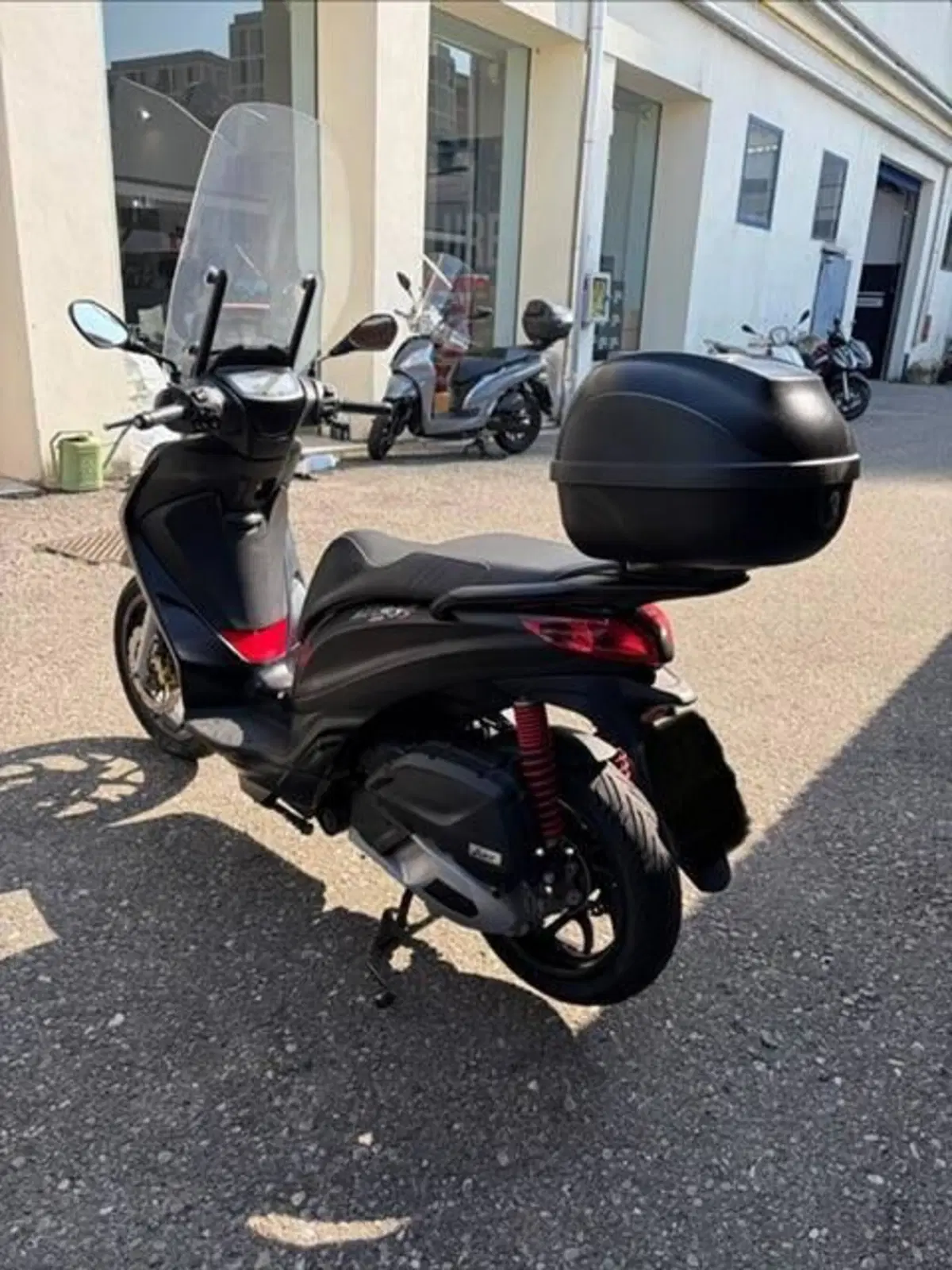 Piaggio Medley 150 S ABS (2020) (3)