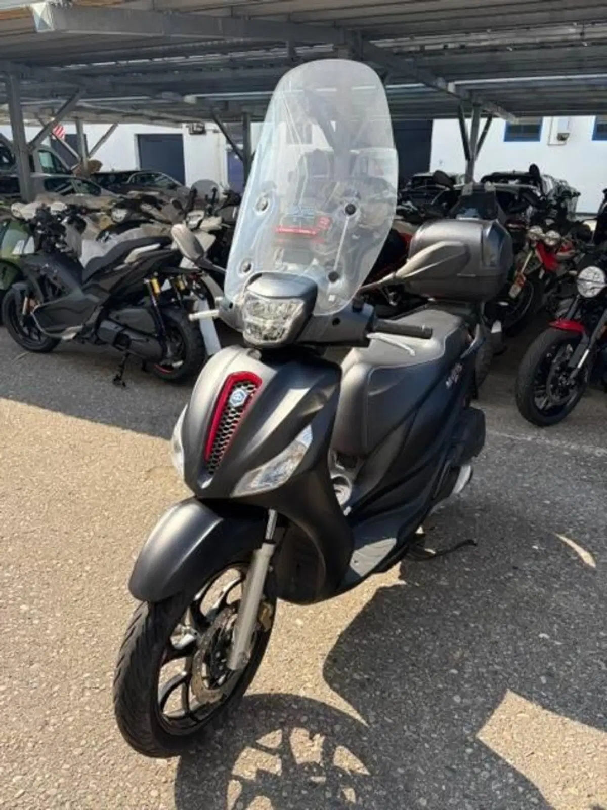 Piaggio Medley 150 S ABS (2020) (2)
