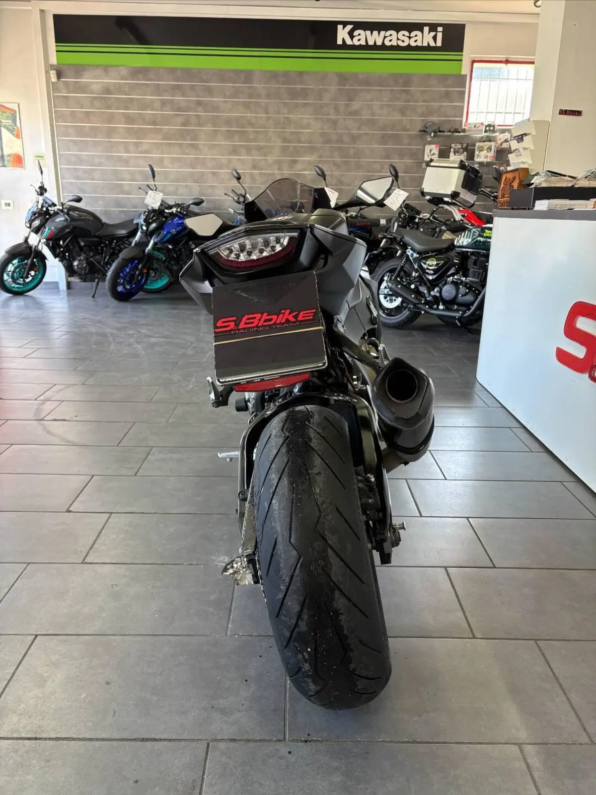 Honda CBR 1000 RR Fireblade (2017 - 19) (4)