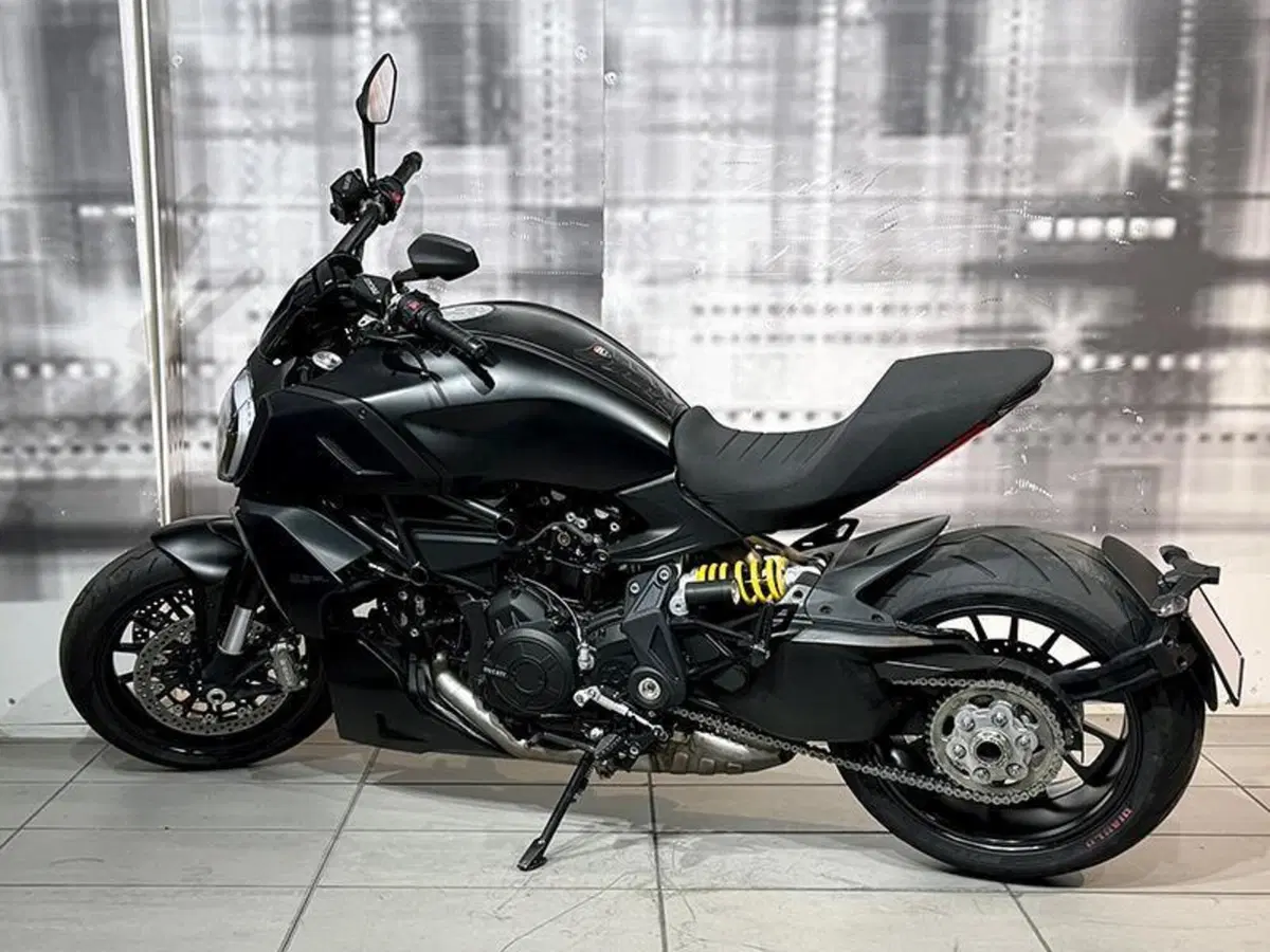 Ducati Diavel 1260 (2021 - 22) (2)