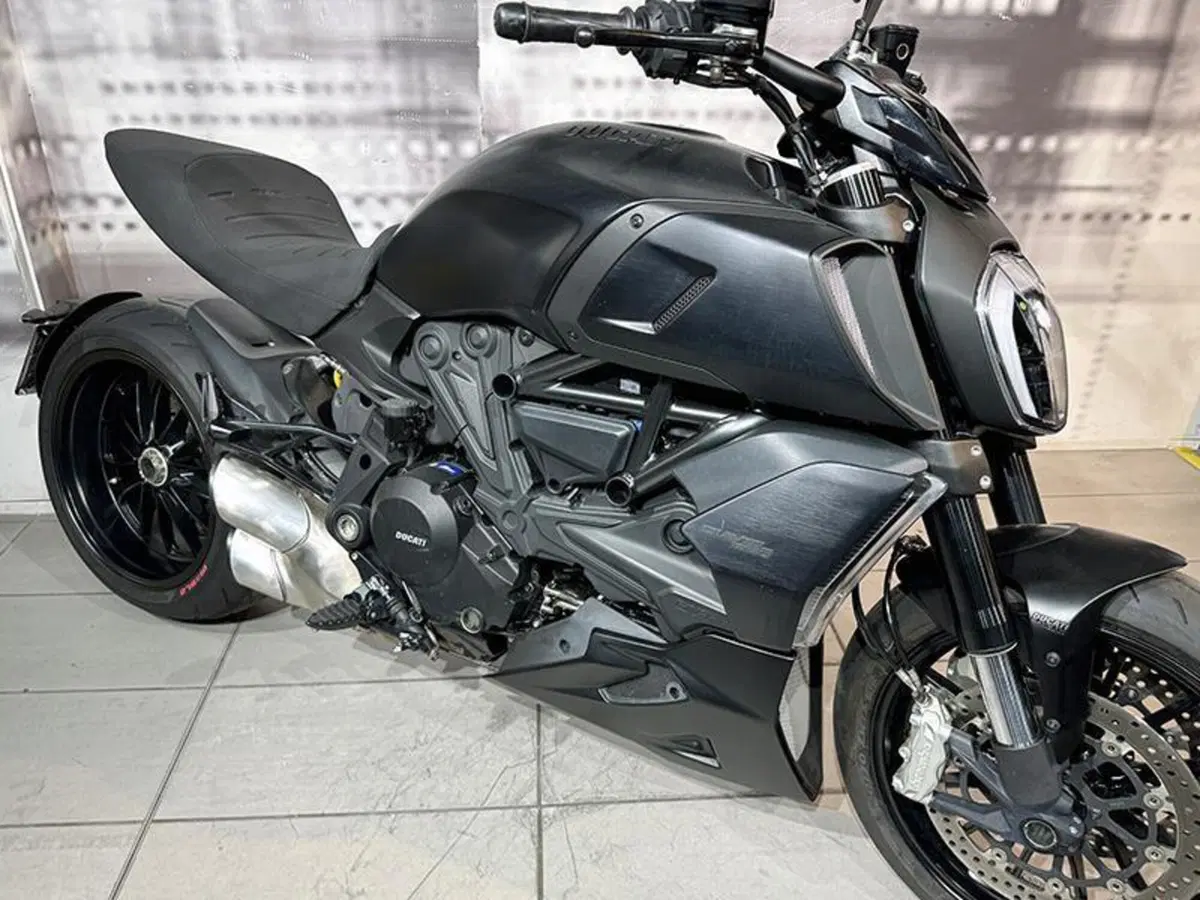 Ducati Diavel 1260 (2021 - 22) (3)