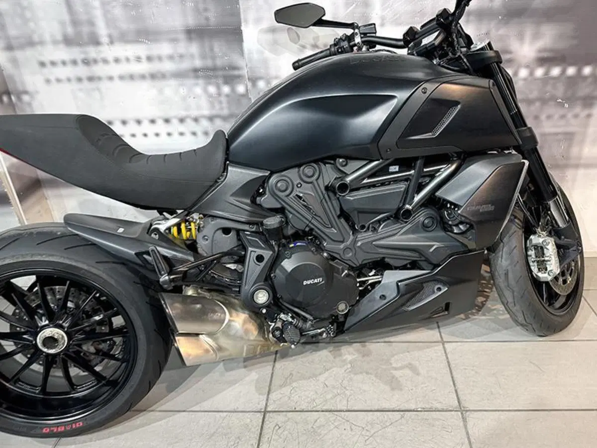 Ducati Diavel 1260 (2021 - 22) (5)