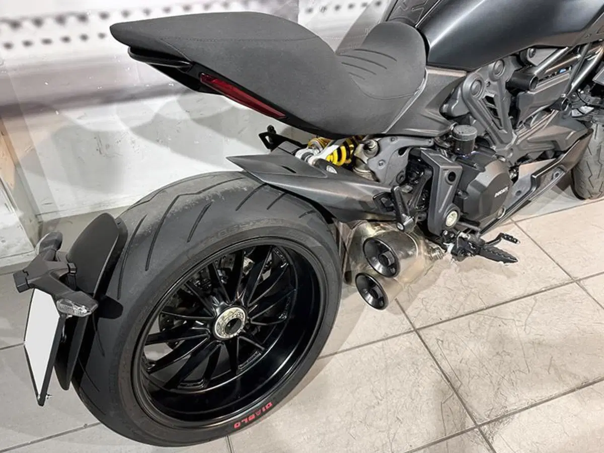 Ducati Diavel 1260 (2021 - 22) (6)