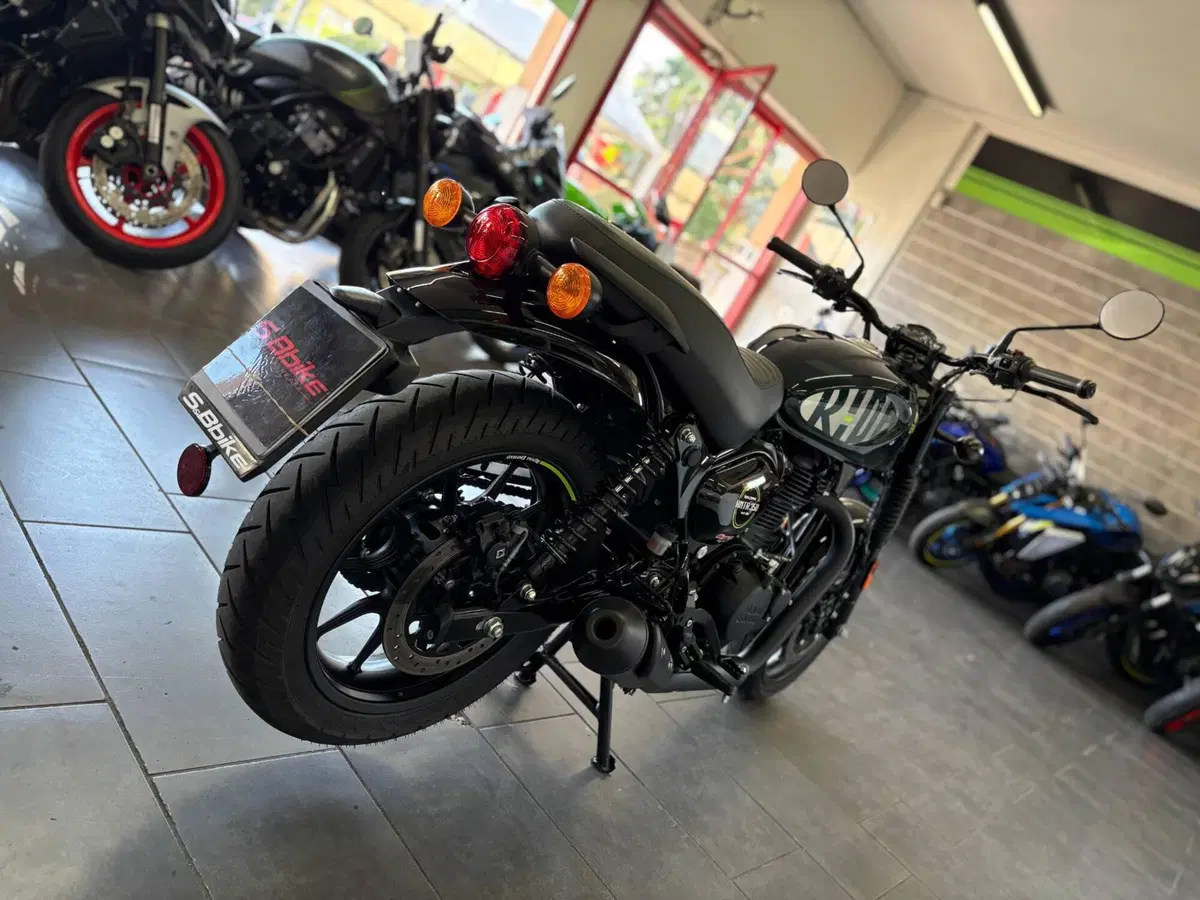 Royal Enfield HNTR 350 (2022 - 26) (5)