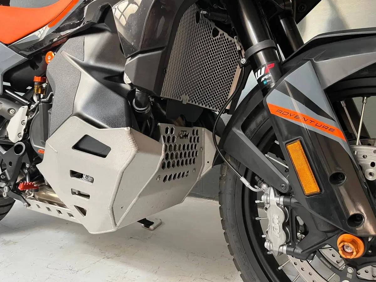 KTM 890 Adventure (2023 - 26) (7)