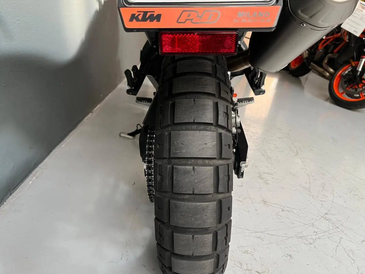 KTM 890 Adventure (2023 - 26) (14)