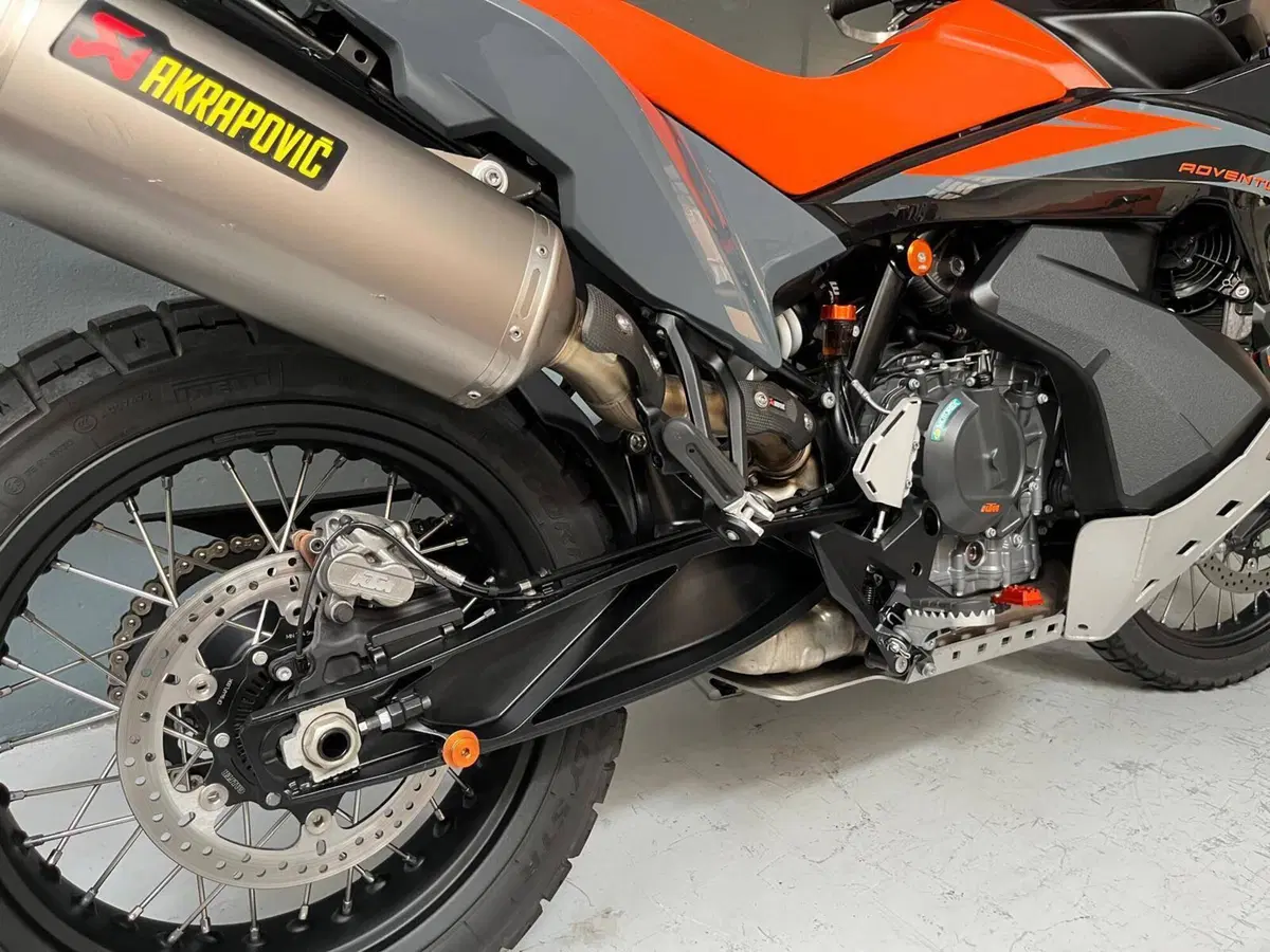 KTM 890 Adventure (2023 - 26) (9)