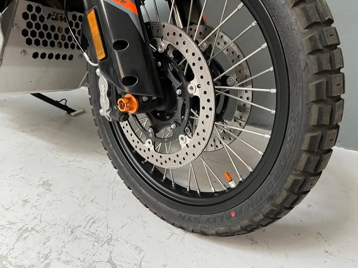 KTM 890 Adventure (2023 - 26) (11)