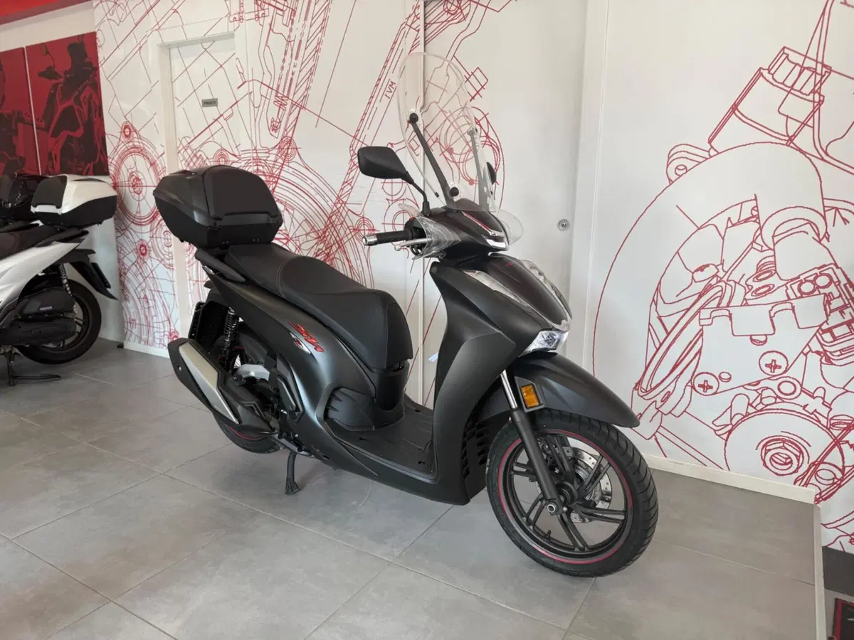 Honda SH 350 Sport (2021 - 24) (2)
