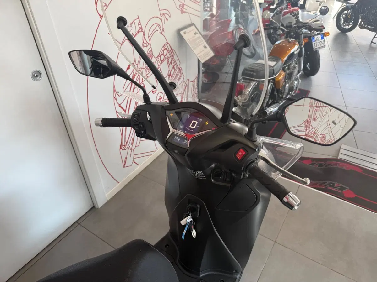 Honda SH 350 Sport (2021 - 24) (8)