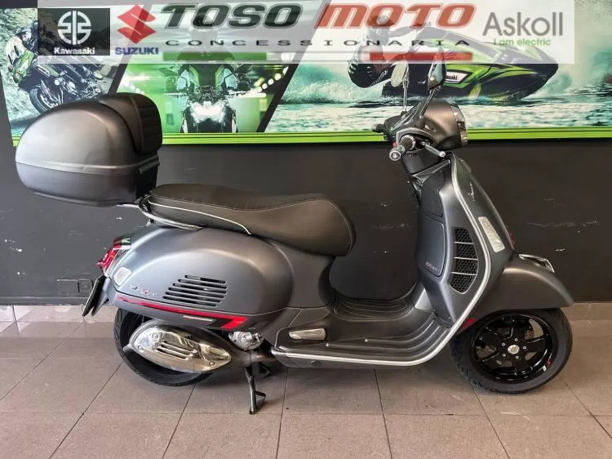 Vespa GTS 300 Hpe (2019)